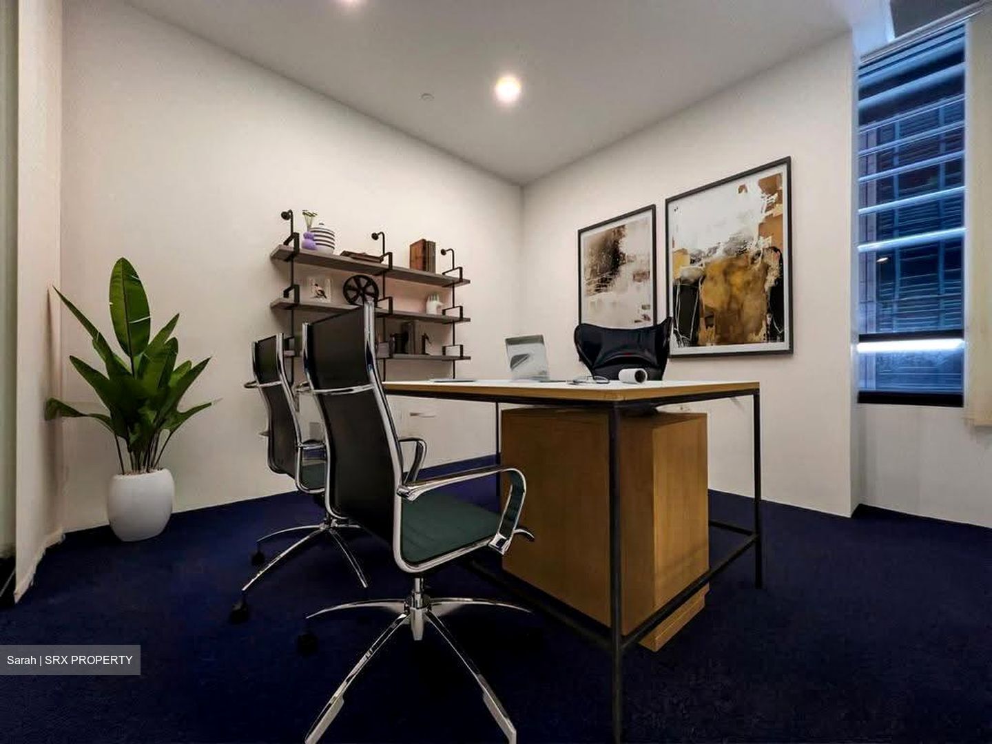 PLUS (D1), Office #627334821